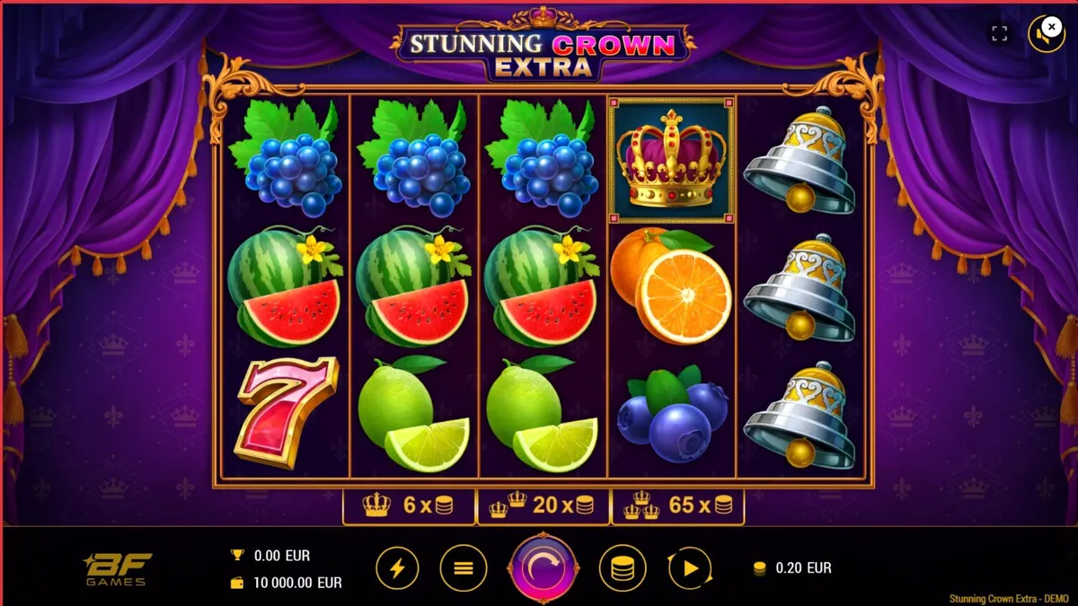 Tampilan visual slot Stunning Crown Extra dengan simbol mahkota dan permata
